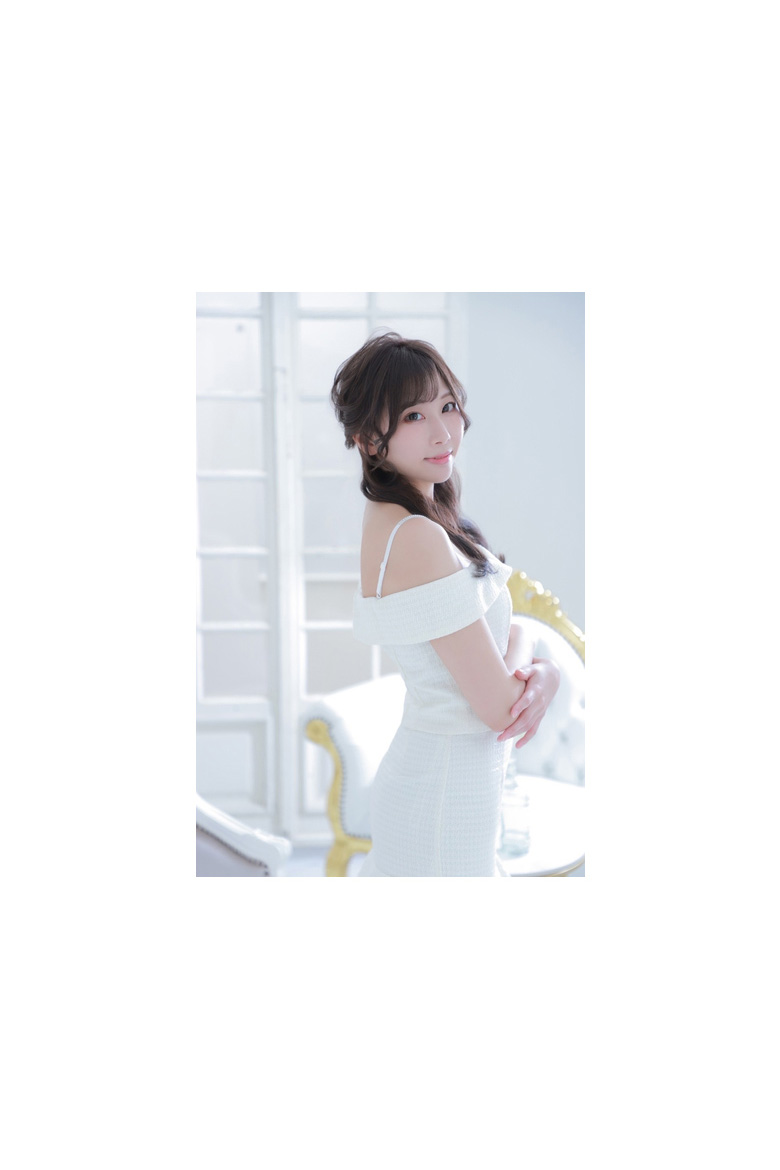 藤咲 あかね（AKANE FUJISAKI）ROYAL GARDEN