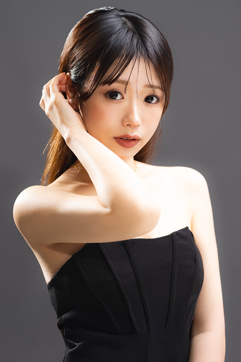 轟 ゆず（YUZU TODOROKI）ROYAL GARDEN
