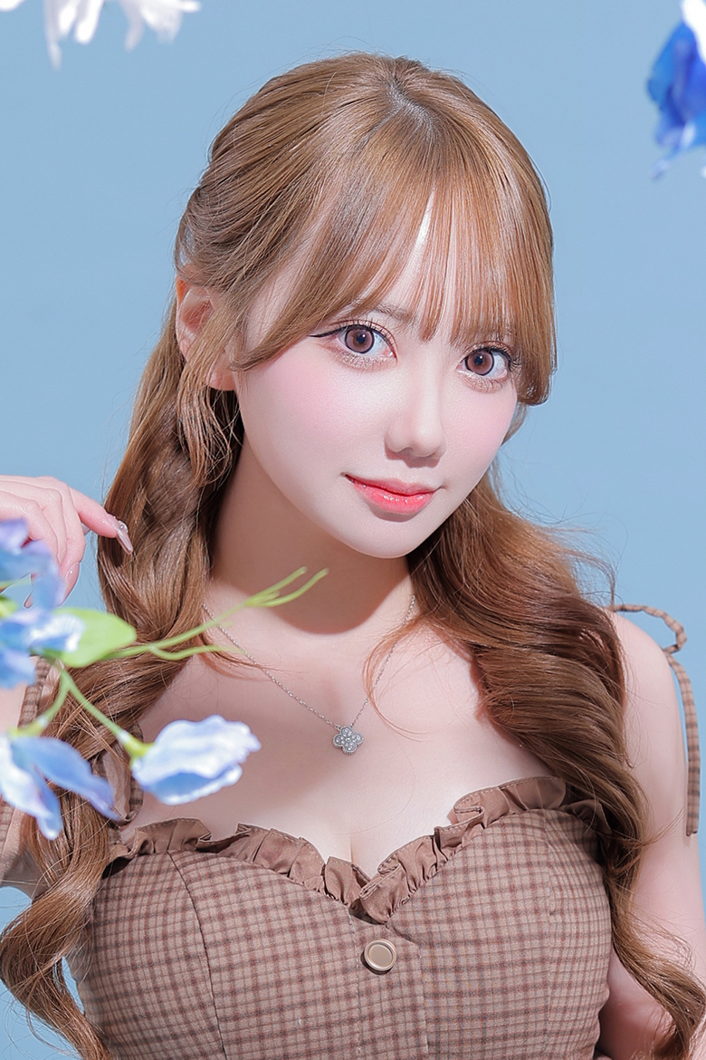 宝条 さつき（SATSUKI HOJO）ROYAL GARDEN