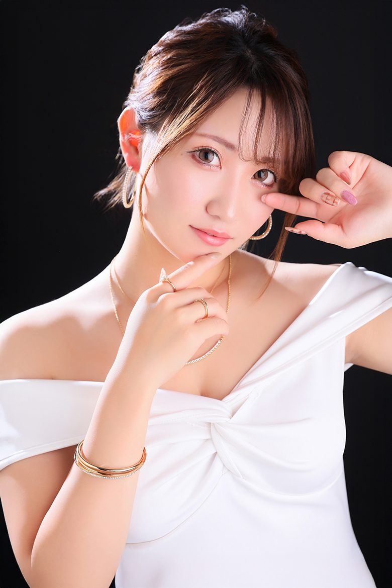 桜咲 ひな（HINA OHSAKI）ROYAL GARDEN