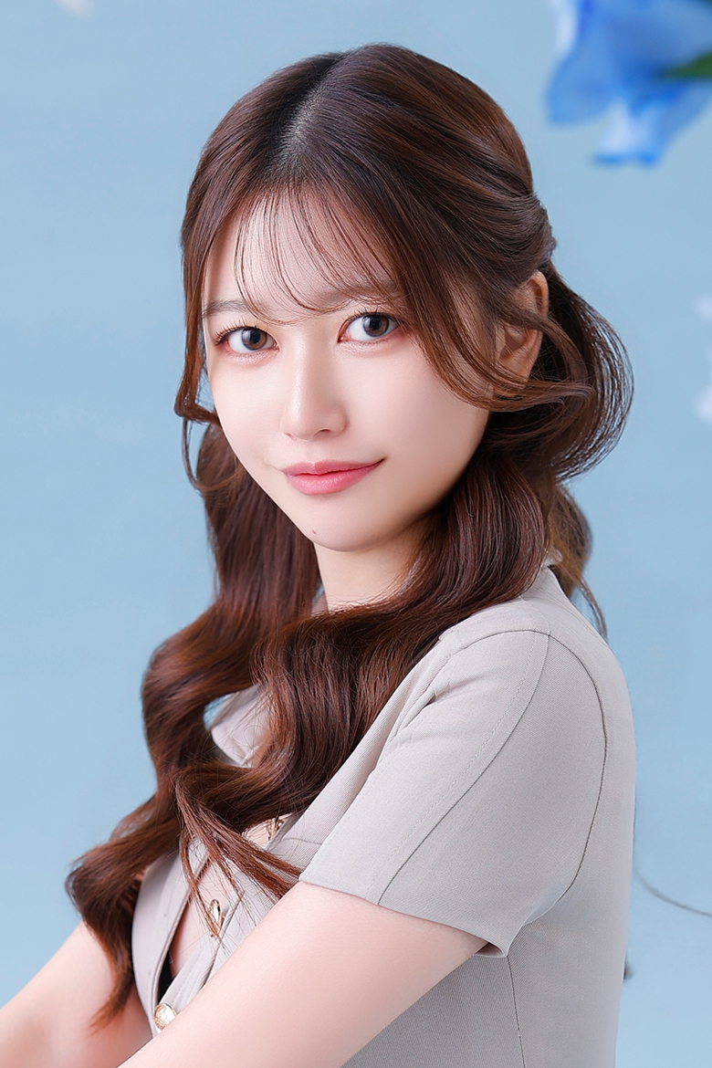 白咲 いまり（）ROYAL GARDEN